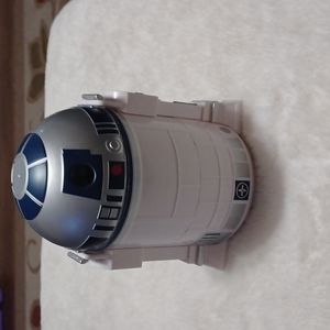 R2D2 lunchbox snack container